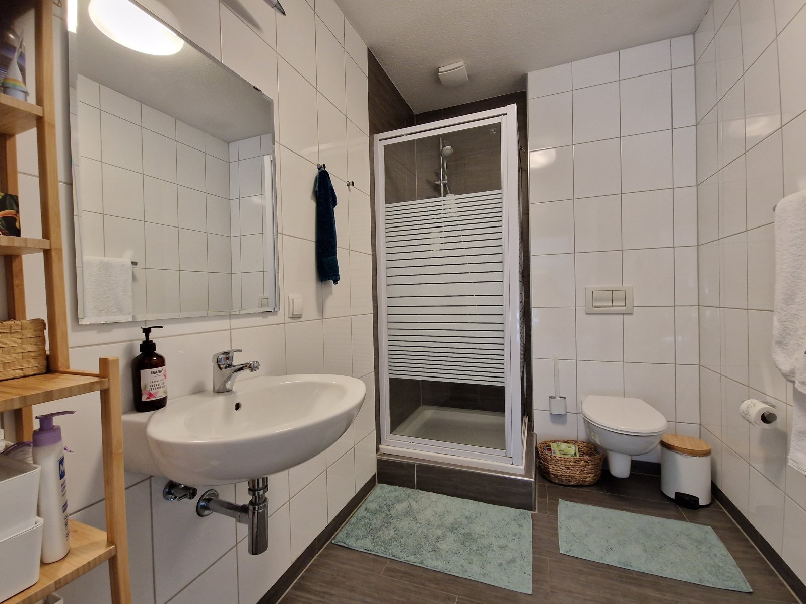 Tolle Dachwohnung mit Sicht zum Golfplatz