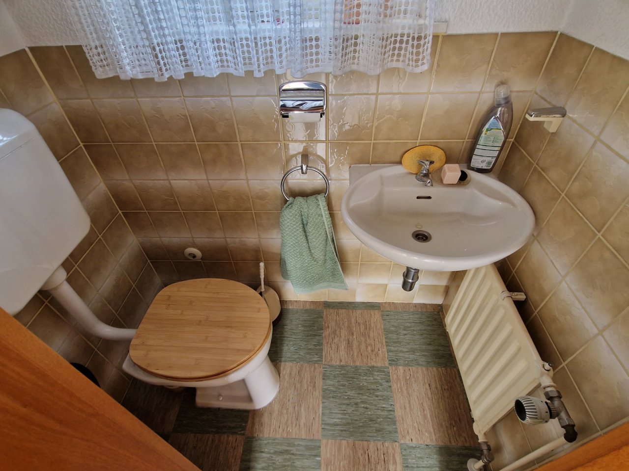 WC WC